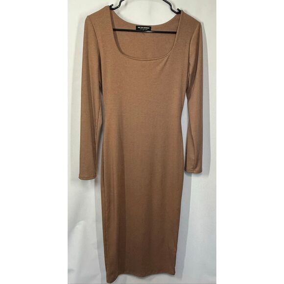 See you Monday Los Angeles camel ribbed long sleeve maxi knit dress size large - Picture 1 of 7